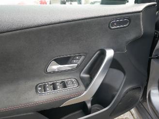 Mercedes A-klasse A 180 d.AMG LED VIRTUAL COCKPIT ALCANTARA picture 10