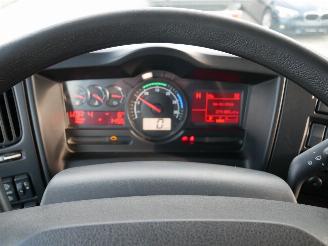 Renault D D12 12 ton picture 10