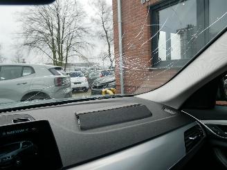 BMW 5-serie 520 D SPORT LINE LED LEER SCHUIFDAK picture 13