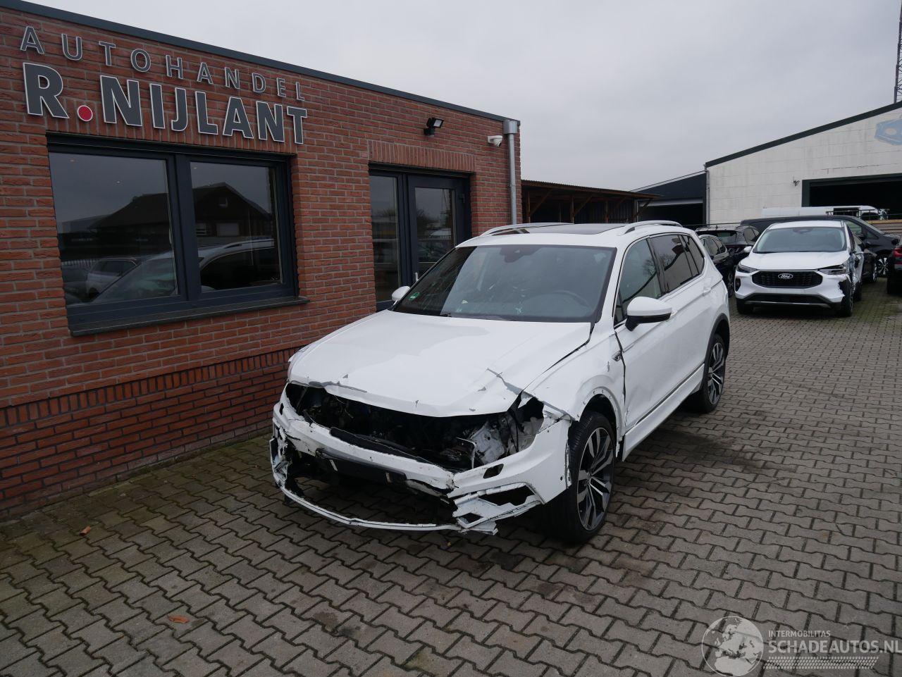 Volkswagen Tiguan ALLSPACE LEER LED DSG 4 MOTION PANORAMADAK ACC