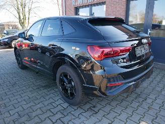 Audi Q3 SPORTBACK 35 TFSI S-LINE picture 4