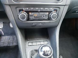 Volkswagen Golf  picture 14