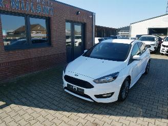 okazja samochody osobowe Ford Focus ST LINE 2017/3