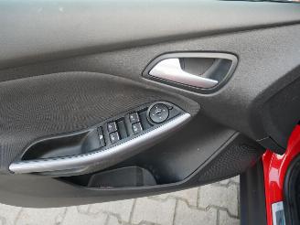 Ford Focus TITANIUM X XENON picture 11