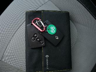 Renault Captur  picture 15