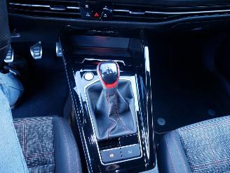 Volkswagen Golf GTI picture 14