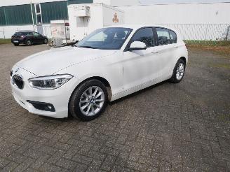 uszkodzony samochody osobowe BMW 1-serie 118i 2019/2