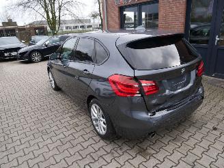 BMW 2-serie 218 d ACTIVE TOURER SPORT LINE LEER LED AUTOMAAT picture 4