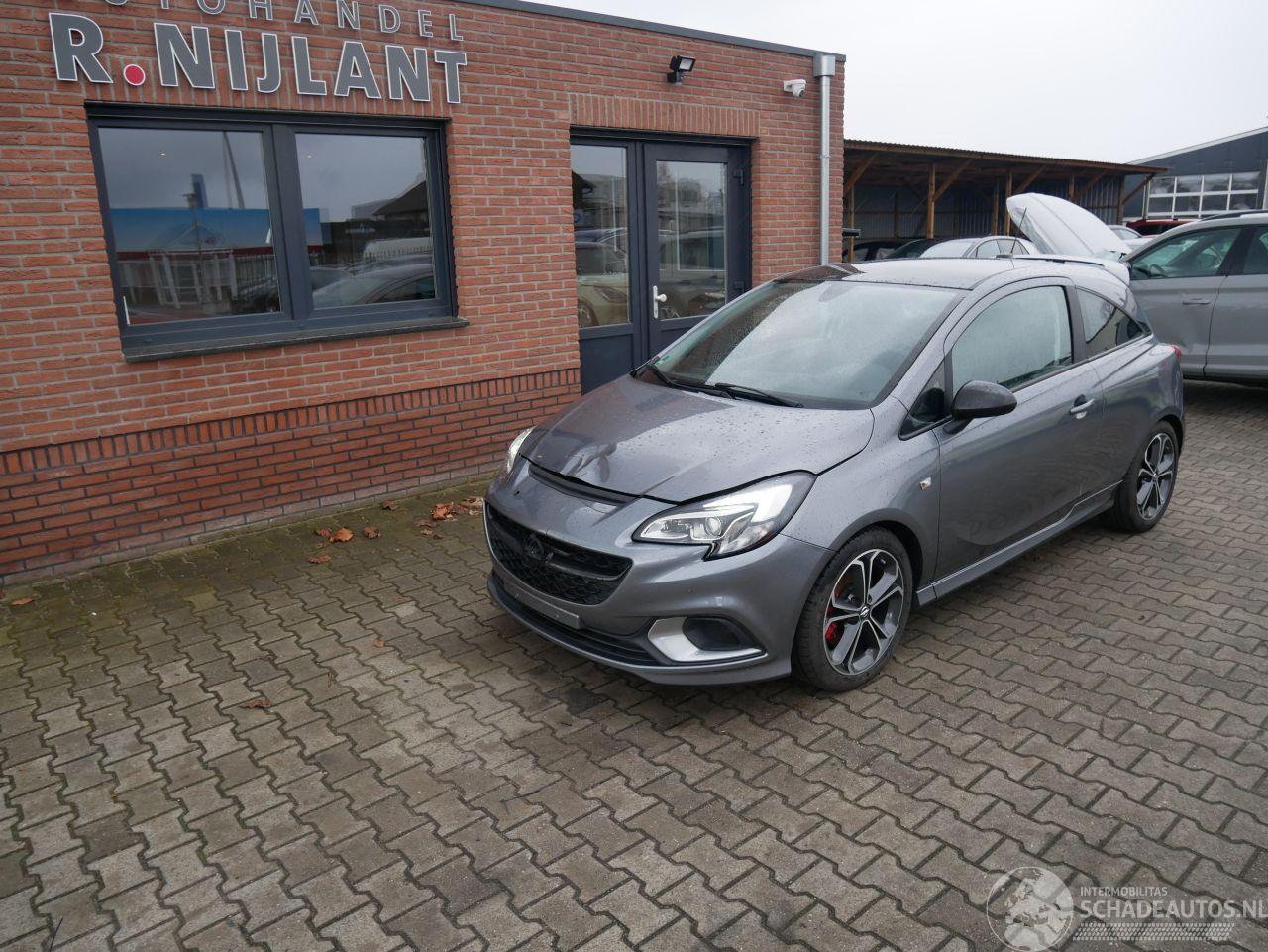 Opel Corsa GSI OPC LEER BI-XENON
