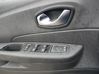 Renault Captur LIMITED picture 18