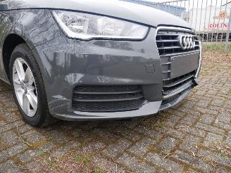 Audi A1 PANORAMADAK picture 9