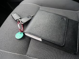 Volkswagen  T5 CALIFORNIA BEACH 4MOTION picture 13