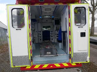 Mercedes Sprinter 519 CDI ZIEKENHUIS AUTO picture 16