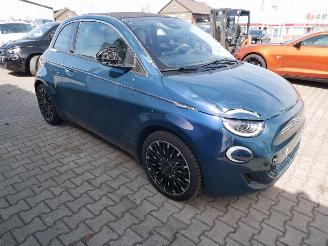 Fiat 500E CABRIO LA PRIMA BY BOCELLI LEER LED picture 4