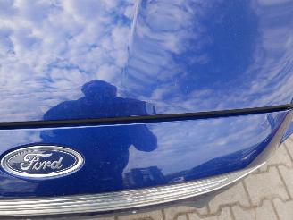 Ford Focus TITANIUM BI-XENON picture 10