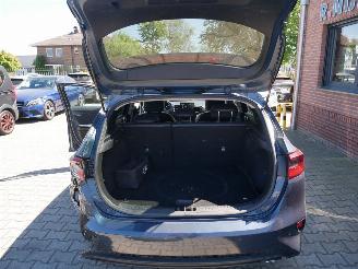 Kia Ceed  picture 16