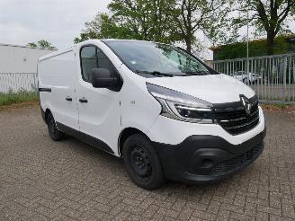 Renault Trafic L1H1 MOTORSCHADE picture 1