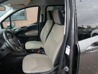Ford Tourneo Courier TITANIUM picture 9