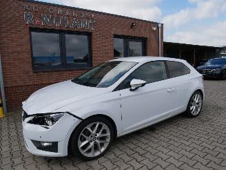Vaurioauto  passenger cars Seat Leon FR 2014/5