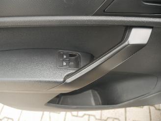 Volkswagen Caddy 4 MOTION Massavliegwiel maakt lawaai picture 7
