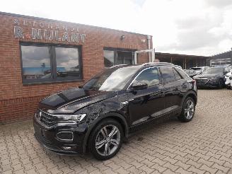Vaurioauto  passenger cars Volkswagen T-Roc 4MOTION R-LINE PANORAMADAK LED VIRTUAL COCKPIT. 2019/8