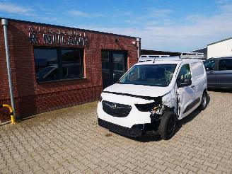 skadebil bedrijf Opel Combo  2024/3