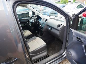 Volkswagen Caddy MOTOR LOOPT ONREGELMATIG. picture 13