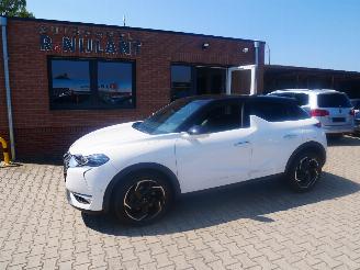 skadebil auto DS Automobiles DS 3 Crossback LEER LED VIRTUAL COCKPIT 2022/3