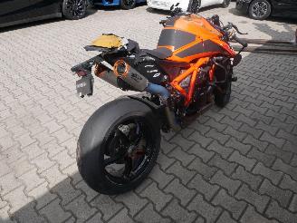 KTM  1350 SUPER DUKE R picture 5