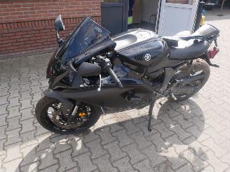 Yamaha  R7 YZF picture 2