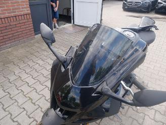 Yamaha  R7 YZF picture 9