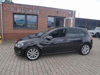 skadebil auto Volkswagen Golf HIGHLINE 2017/3