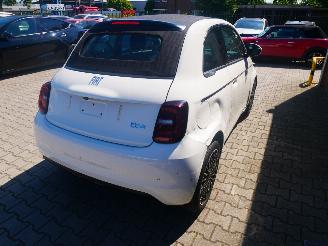 Auto incidentate Fiat 500E LA PRIMA BY BOCELLI 2023/9