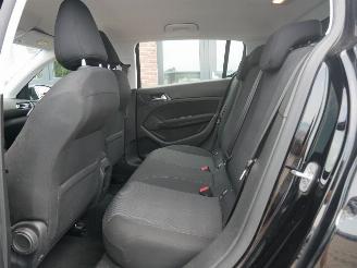 Peugeot 308  picture 14