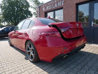 Alfa Romeo Giulia VELOCE Q4 BI-XENON LEER APPLE CARPLAY 4x4 picture 4