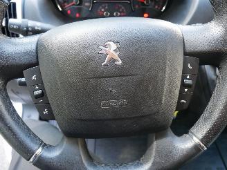 Peugeot Boxer L3H2 PREMIUM BLUE HDI 1 picture 9