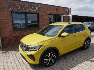 Schadeauto Volkswagen T-Cross R-LINE DSG 110 KW ACC 2024/3