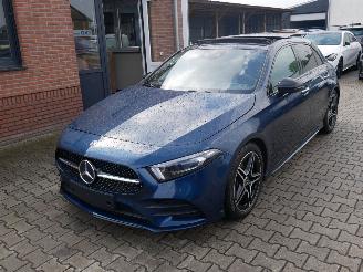 Voiture accidenté Mercedes A-klasse A 250 AMG PANORAMADAK LED ALCANTARA BURMESTER 2020/8