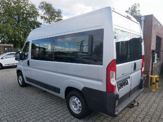 Peugeot Boxer L2H2 8 PERSOONS picture 6