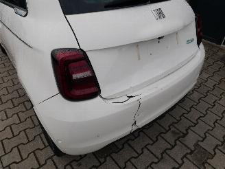 Fiat 500E LA PRIMA BY BOCELLI LEER LED picture 7