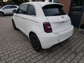 Fiat 500E LA PRIMA BY BOCELLI LEER LED picture 6