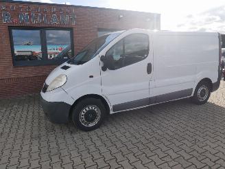 Opel Vivaro L1H1 picture 1