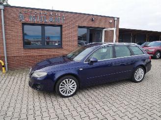 Vaurioauto  passenger cars Seat Exeo  2012/4