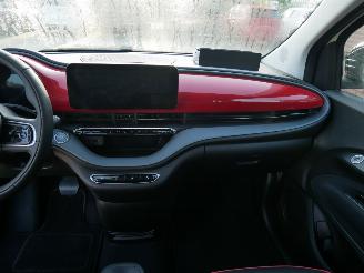 Fiat 500E RED picture 14