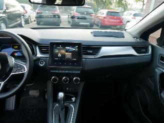 Renault Captur E-TECH  PLUG-IN HYBRID 160 E picture 14