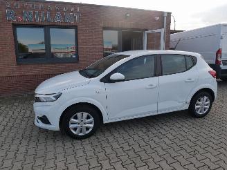 krockskadad bil auto Dacia Sandero EXPRESSION LED 2024/3