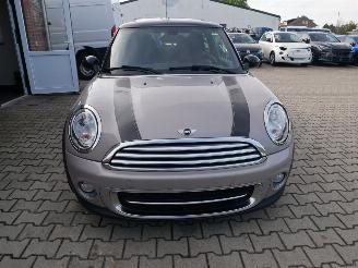 Mini Cooper COOPER D BAKER STREET HALF LEER PANORAMADAK. picture 3