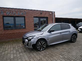 krockskadad bil auto Peugeot 208 ALLURE 2025/8