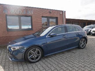Damaged car Mercedes A-klasse A 200 D AMG LINE ALCANTARA 2022/11