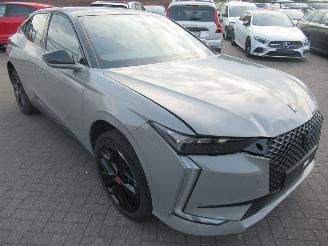  DS Automobiles DS 4 Plugin-Hybrid Aut. Performance-Line Climatronic Leer/Alcantara Camera Stuur/Stoel Verwarming..... 2022/11